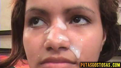 Mae Tinka yn cael cum ar ei hwyneb ar ôl rhyw rhefrol